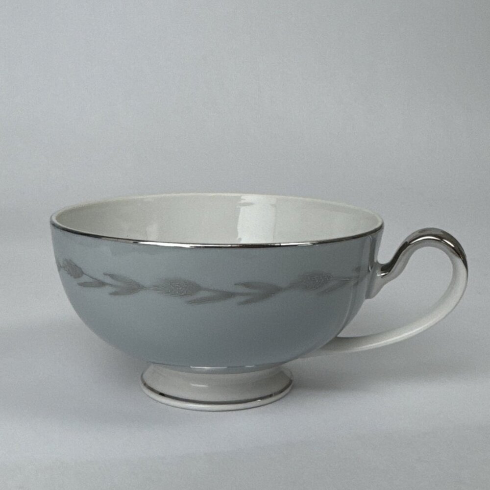 Silver Wheat Seyei China Cups Gray w Platinum Trim Japan 3282 (cp3)